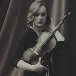 Meet your Posher, Emmaly